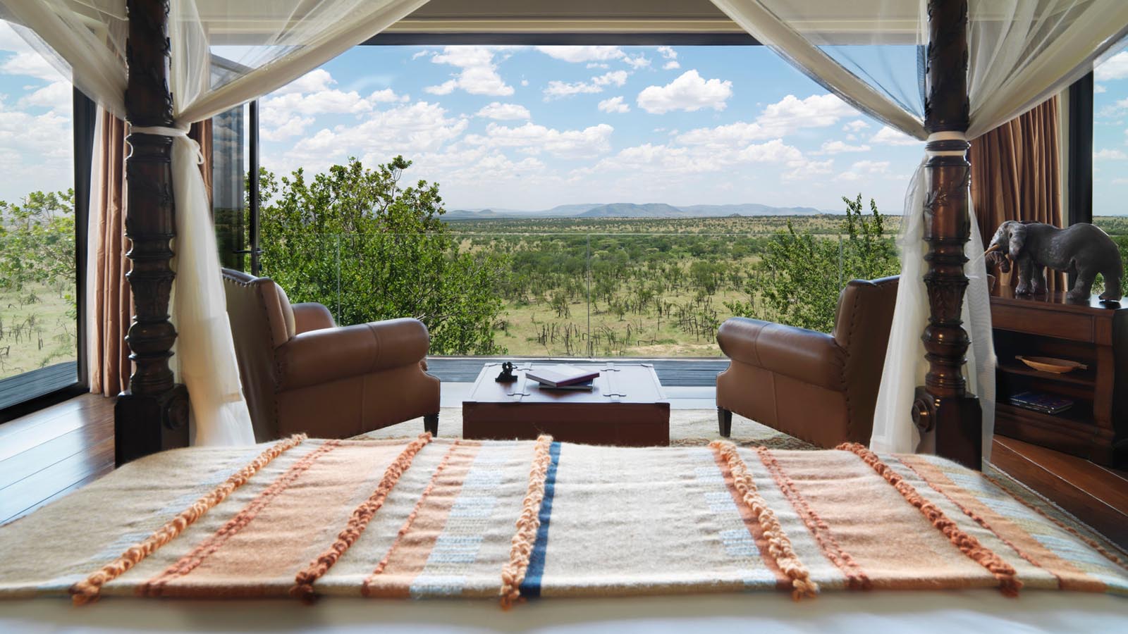 four-seasons-safari-lodge=401148-300